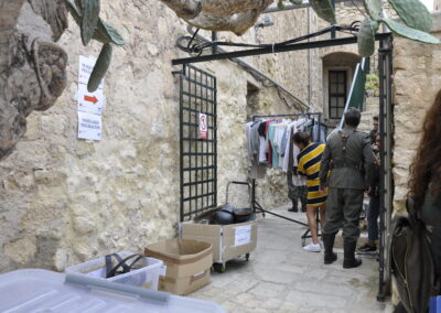 Rodaje en el Castillo de Santa Bárbara la serie "Dime Quien Soy"  Netflix Movistar Series