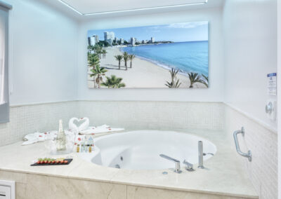 Jacuzzi Suite Jr